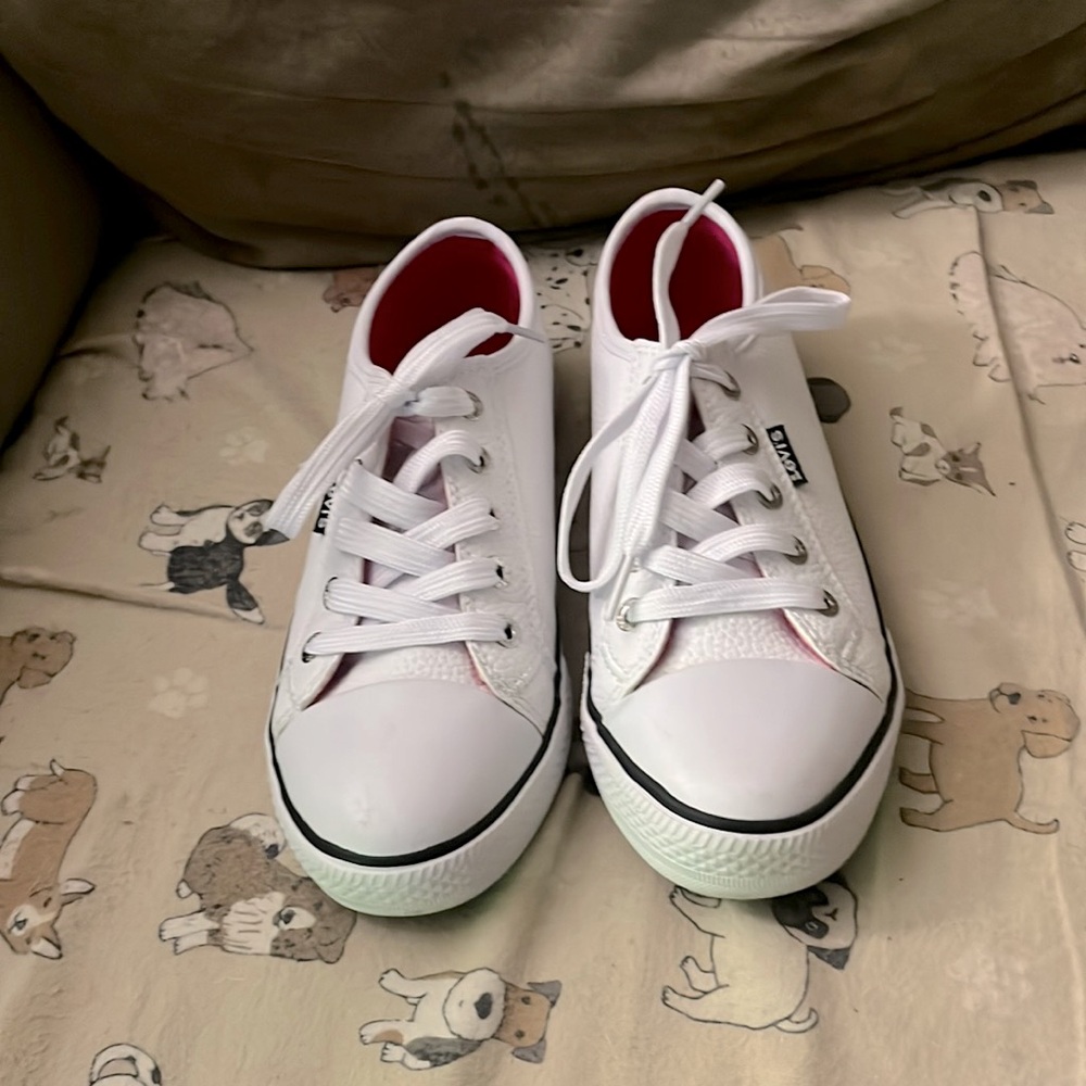 Like new (Levi’s)(size 3)